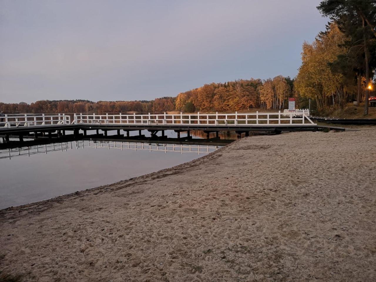 Pokoje Hotelowe Nad Jeziorem Jelen Bytow  Luaran gambar